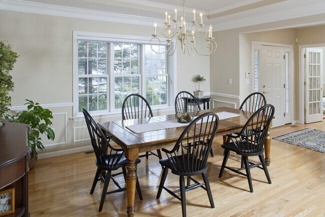 Foto del edificio - 15 Silver Brook Ln