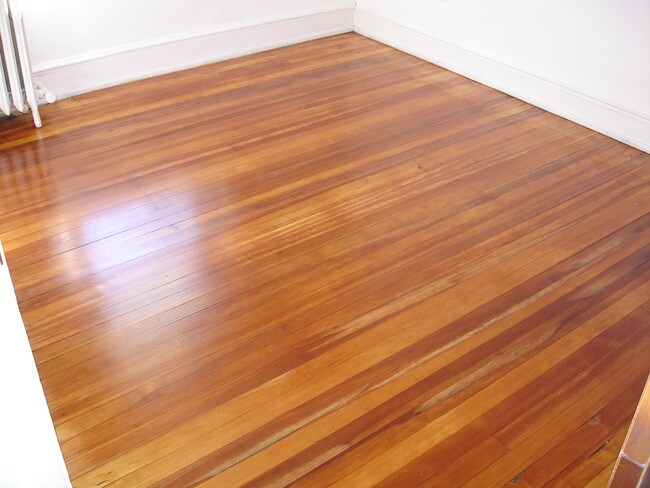 HW Floors - Ovida Apartments