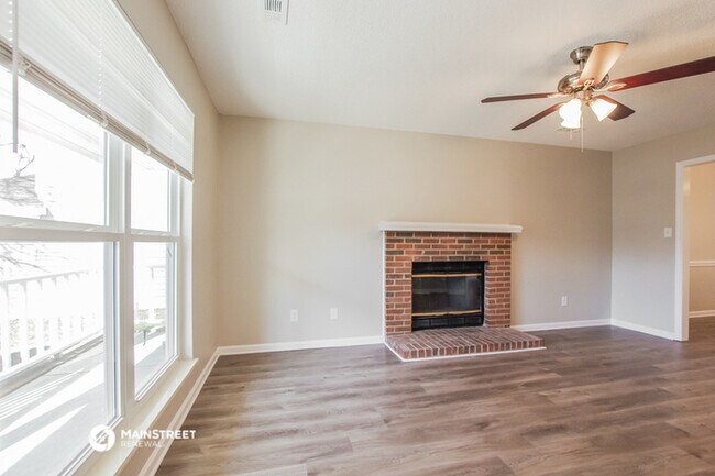 Foto del edificio - 9132 Chesham Dr