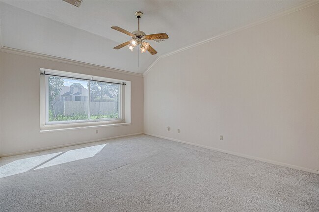 Foto del edificio - 7030 River Garden Dr