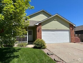 Building Photo - 968 Eagle Dr