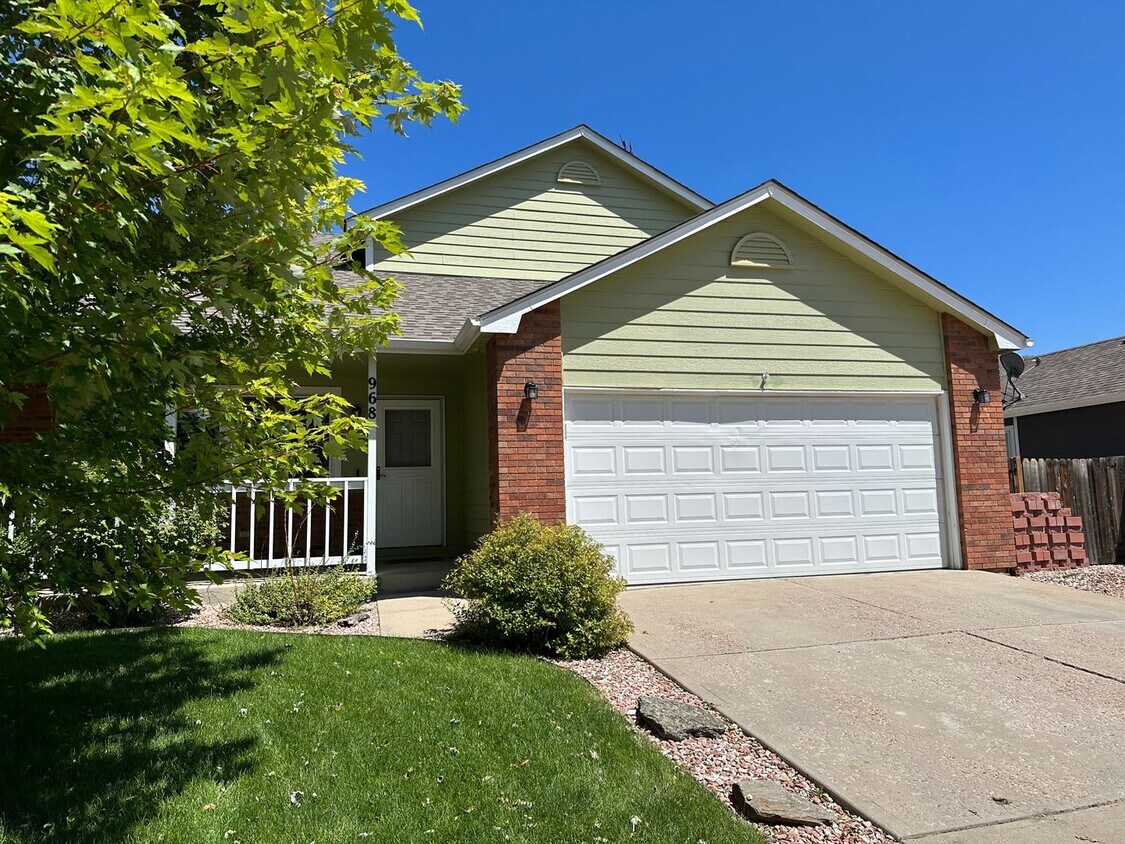 Primary Photo - 3BD 3Bath Updated Home in Great Condition!