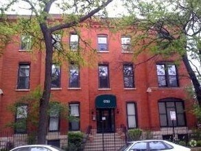 Building Photo - 1760 N Wells St