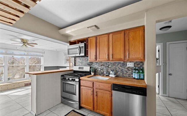 Foto del edificio - 10228 St Arsene Ln