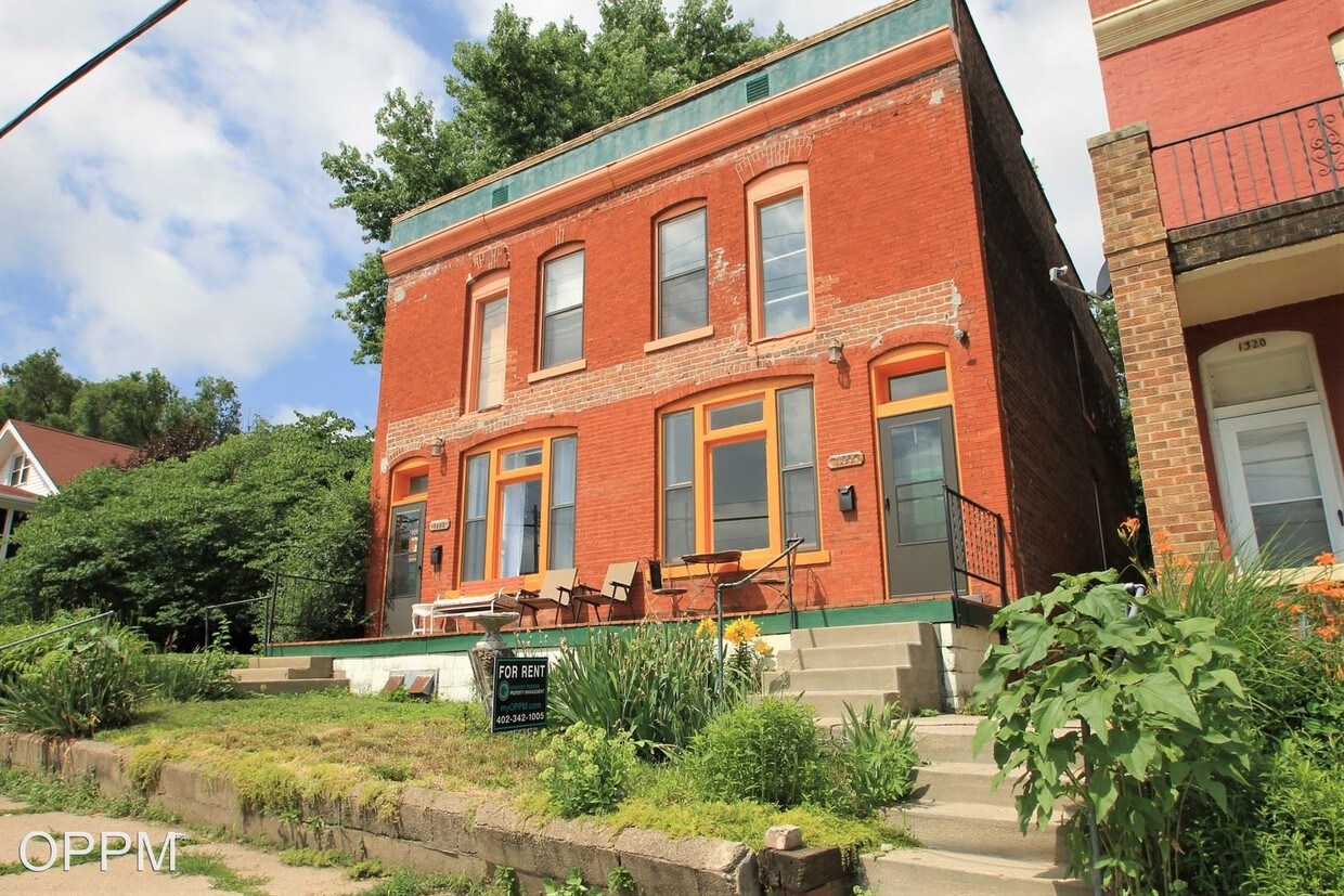 Primary Photo - 2 br, 2 bath Apartment - 1322 S 6th St