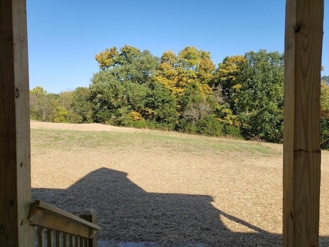 Foto del edificio - 1627 Old Lake Rd