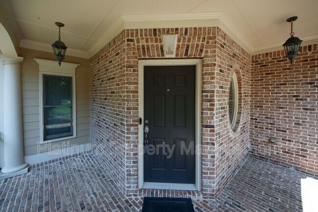 Foto del edificio - 4580 Wykeshire Ct