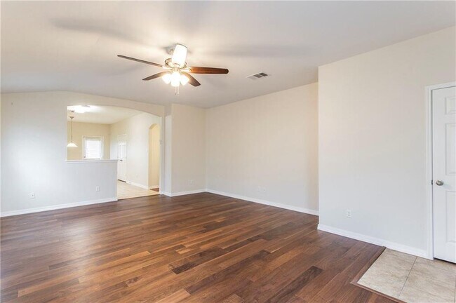 Foto del edificio - 3712 Nightjar View Terrace