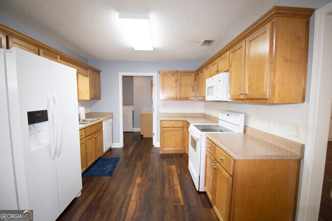 Foto del edificio - 2309 Oak Ridge Ln