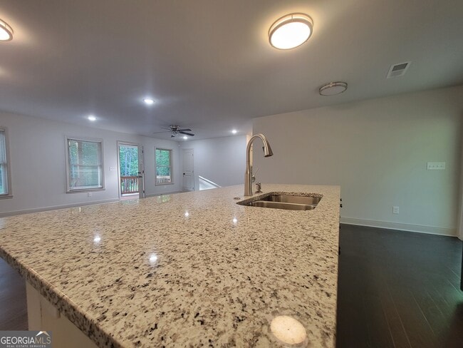 Foto del edificio - 402 Loblolly Ridge Rd