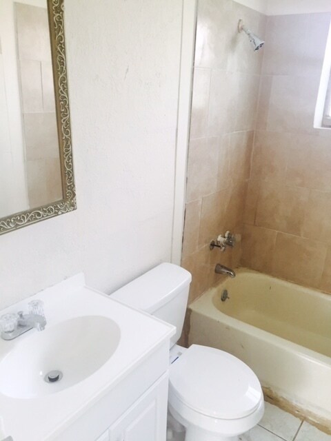 Foto del edificio - Winter Haven 2BR/1BA Duplex; NO APPLICATIO...