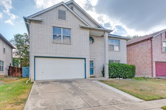 Building Photo - SPACIOUS 3-BEDROOM HOME IN TARA WEST