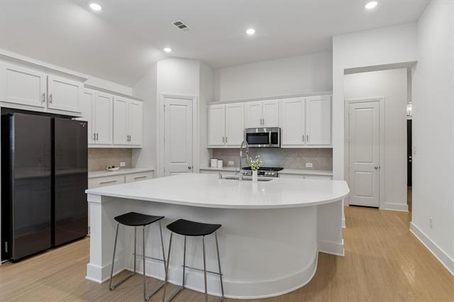 Building Photo - 1613 Sandhill Ln