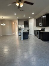Building Photo - 2128 Del Mar Dr