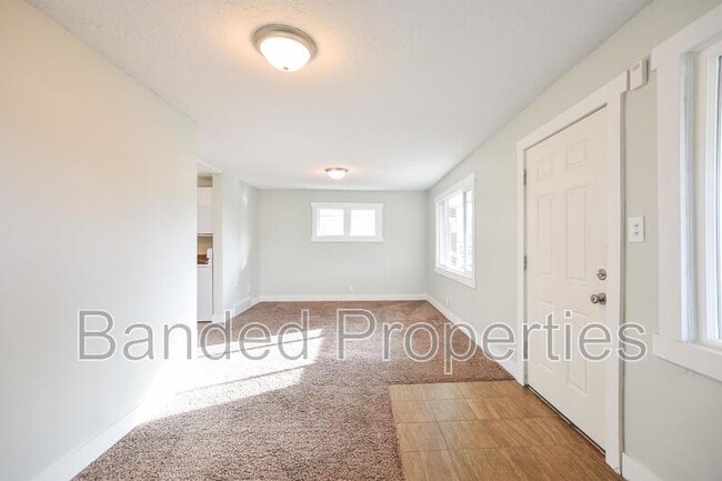 Building Photo - 2965 S 500 E