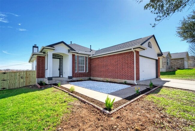 Building Photo - 408 Estate Dr