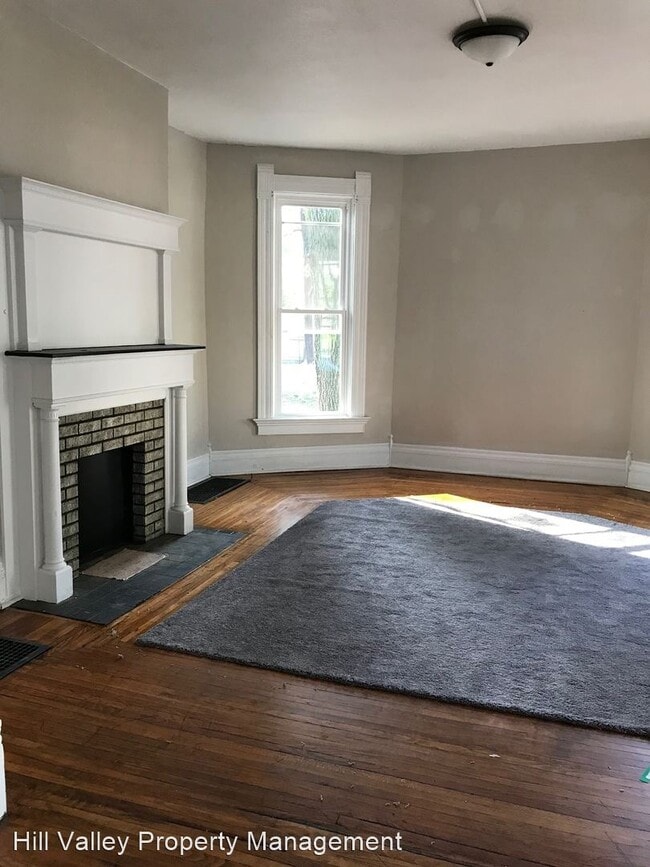 Building Photo - 4 br, 2 bath House - 640 S 7th St