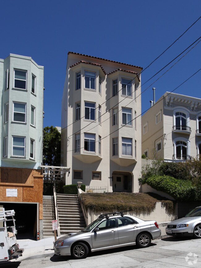 Building Photo - 1336 Green St