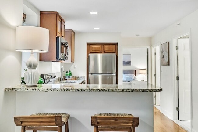 Building Photo - 20 Chapel St