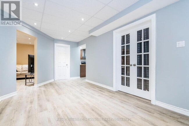 Building Photo - 5 Hallen Dr