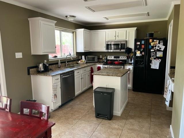 Building Photo - 220 San Felipe Dr
