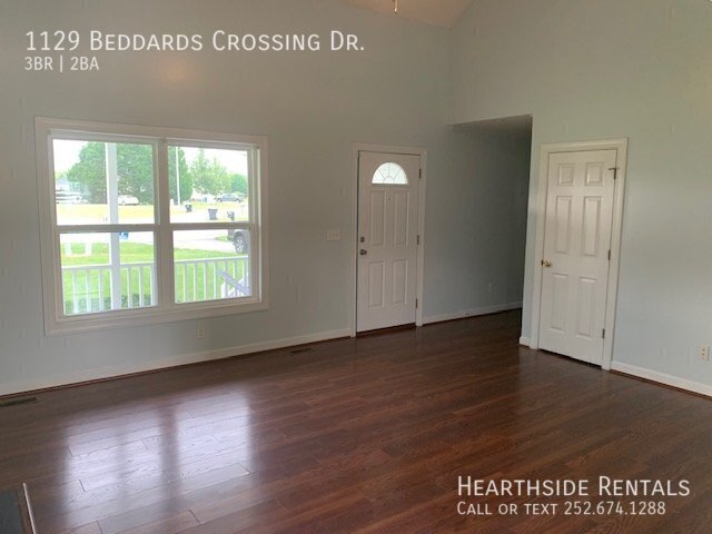 Building Photo - 1129 Beddards Crossing Dr