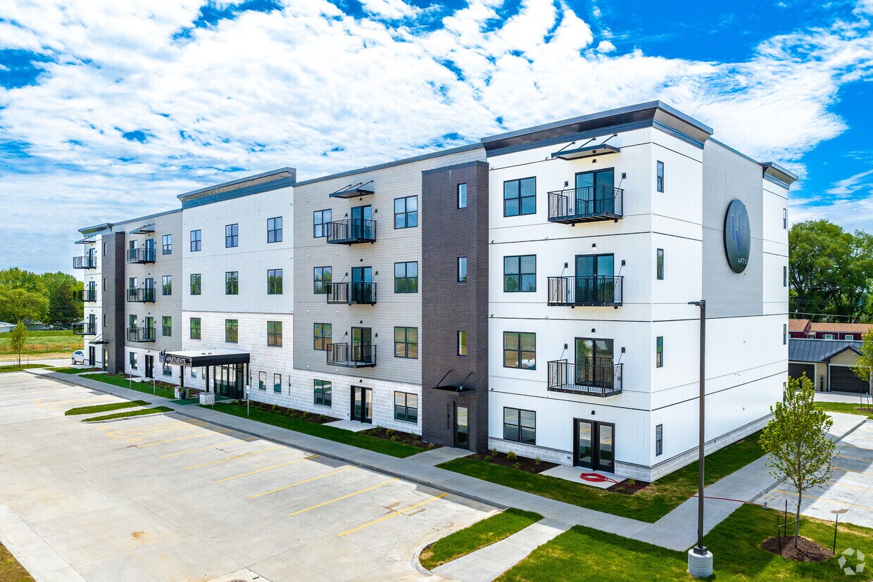 Uptown Village Apartments Apartments in Burlington, IA