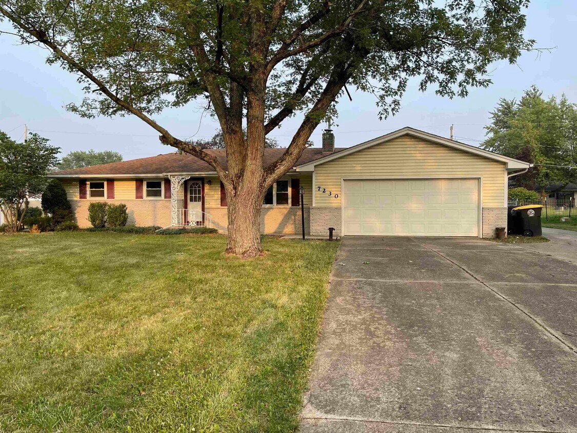 Primary Photo - 7230 Penrose Dr