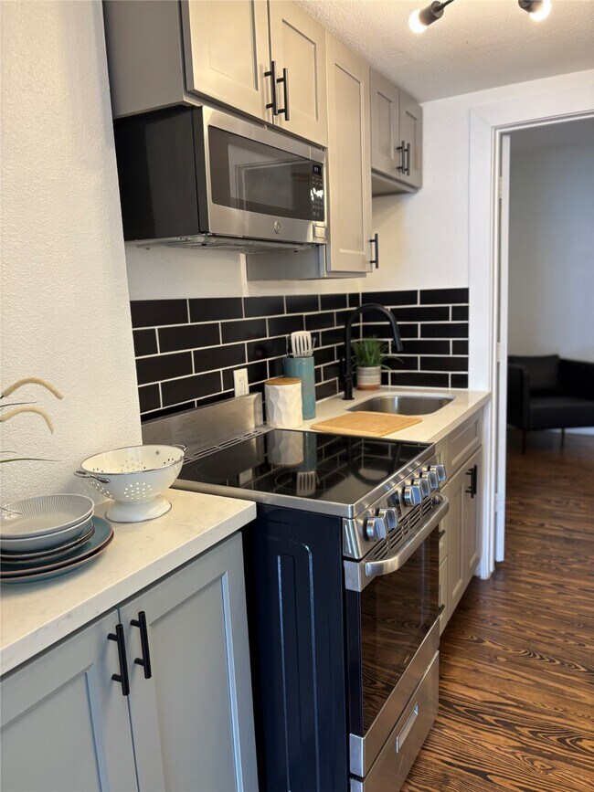 Foto del edificio - 415 Fairview St