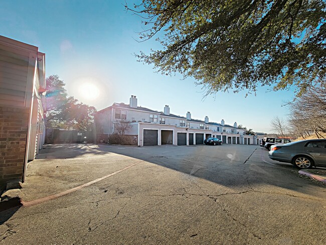 Foto del edificio - 1445 Weiler Blvd