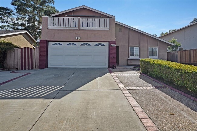 Building Photo - 47450 Cholla St
