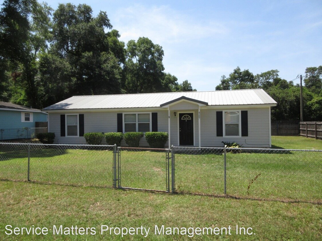 Primary Photo - 3 br, 2 bath House - 4287 Diamond Street