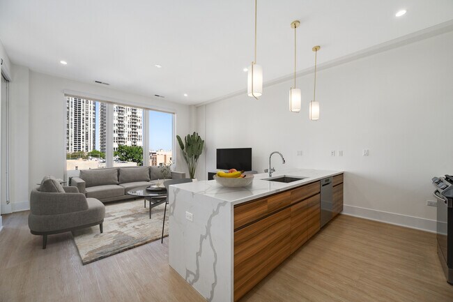 Foto del edificio - 159 W North Ave