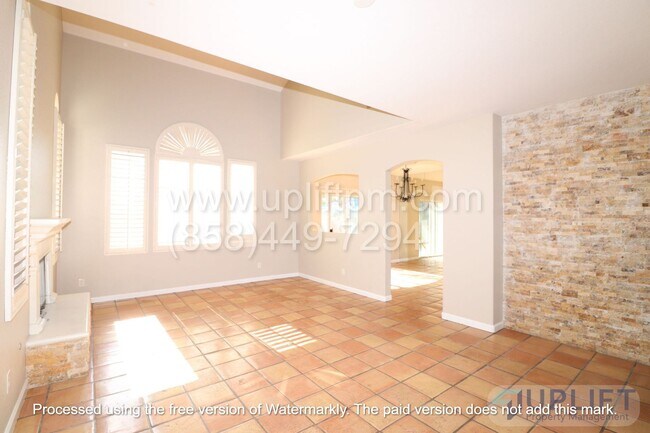 Foto del edificio - 4 BED/3.5 BATH Townhome with Dual Master S...