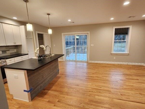 Foto del edificio - 158 Hayden Rowe St