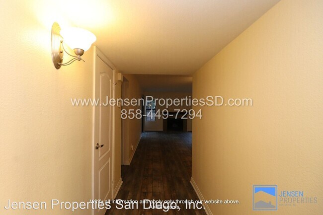 Building Photo - 12027 Alta Carmel Ct