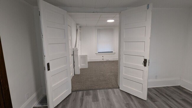 Foto del edificio - 916 6th St NW