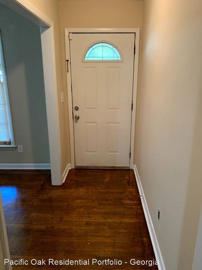 Building Photo - 4 br, 2 bath House - 2309 Clifton Springs Mnr