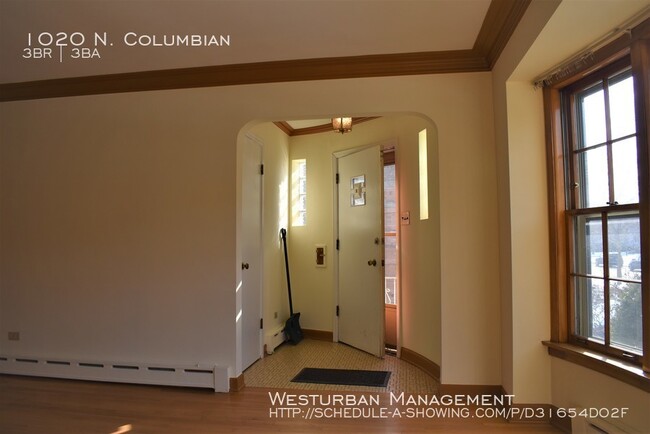 Foto del edificio - Early Mid-Century-Modern Home