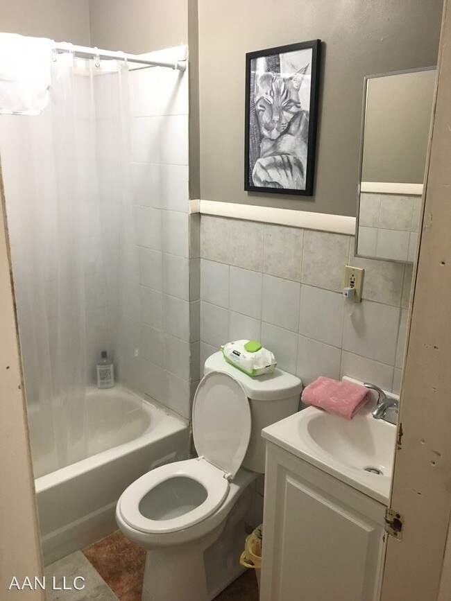 Building Photo - 1 br, 1 bath Apartment - 1121 Mount Vernon st