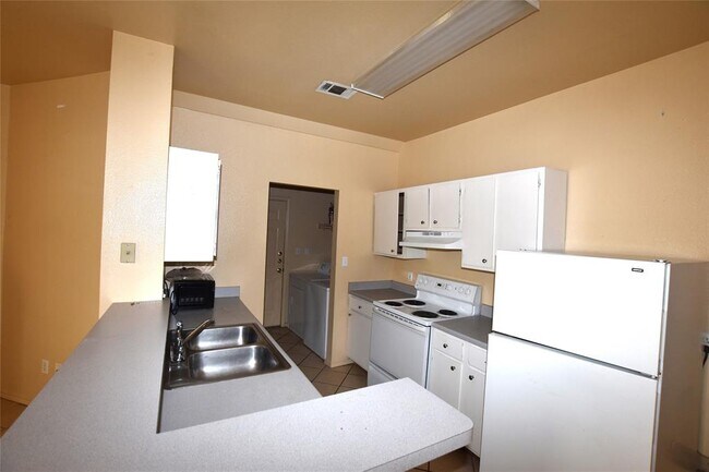 Foto del edificio - 838 Sagewood Trail