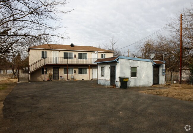 Foto del edificio - 2931 Rio Linda Boulevard