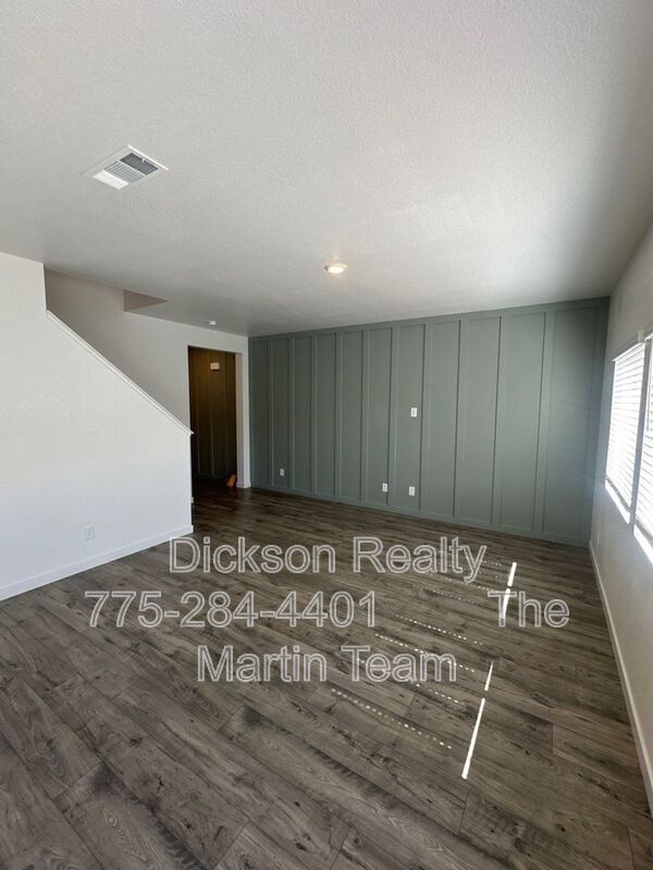 Building Photo - 420 Summer Triangle Dr