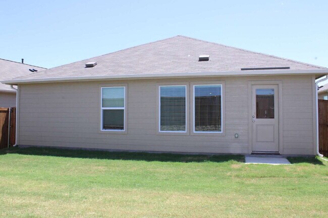 Foto del edificio - 3257 Kiso Pkwy