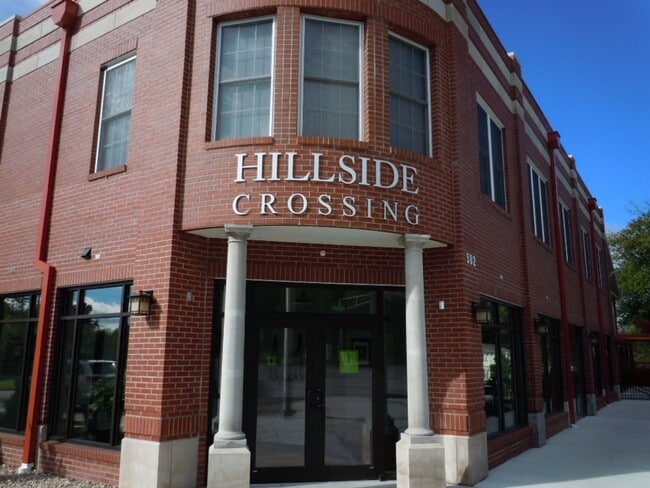 Building Photo - Hillside Crossing