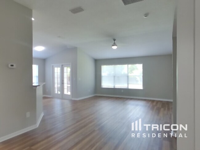 Foto del edificio - 96008 Cade St