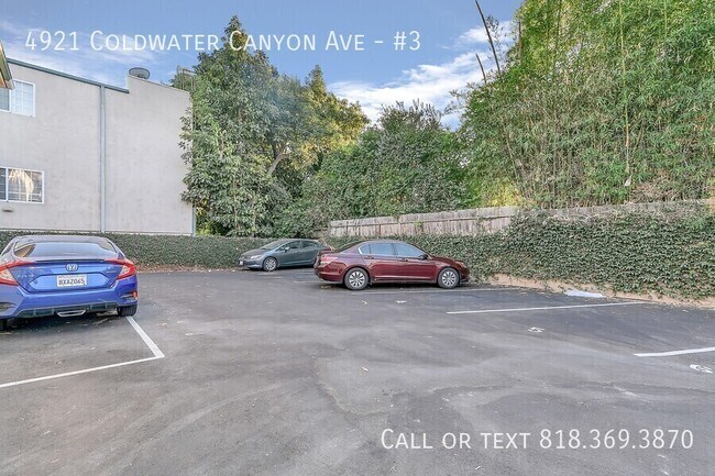 Foto del edificio - 4921 Coldwater Canyon Ave