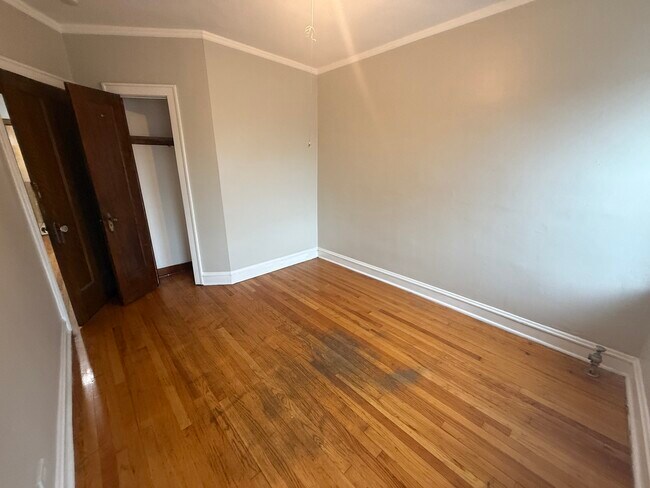 Foto del edificio - 3151 N Long Ave