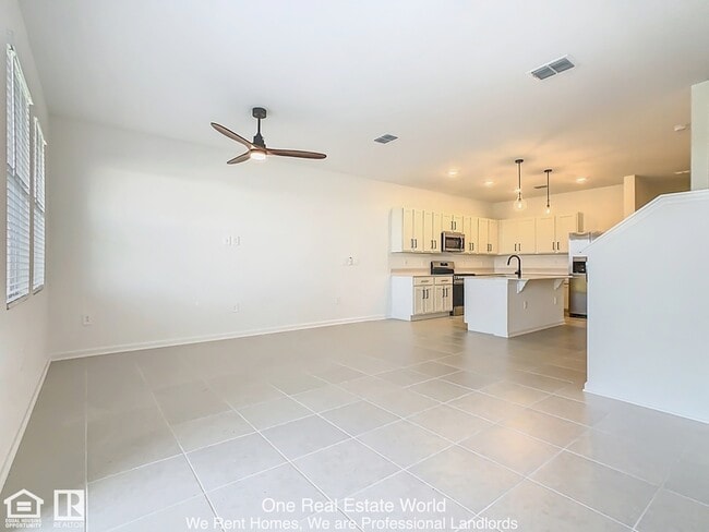 Building Photo - 2971 Maloof Dr