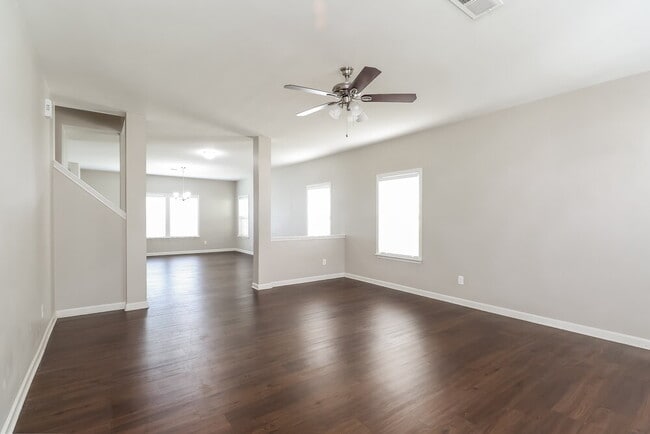 Building Photo - 9711 Cayenne Dr